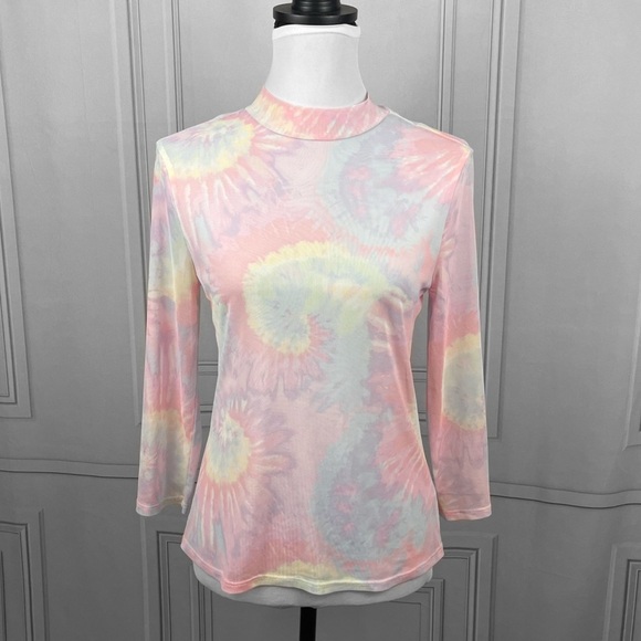 Sheer pastel tie dye top 🖤 - Picture 1 of 10
